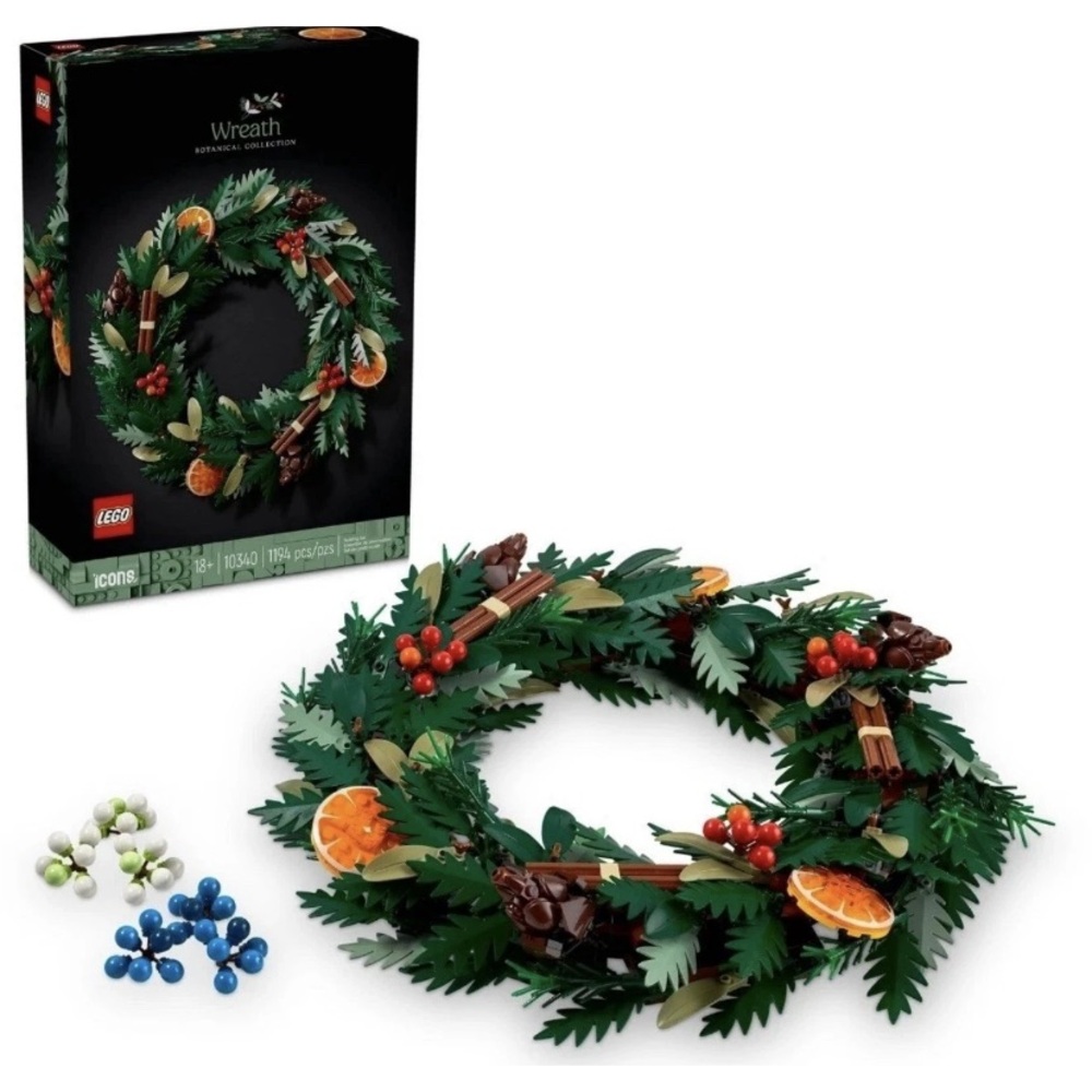 Lego Green and Red Holiday Wreath Set